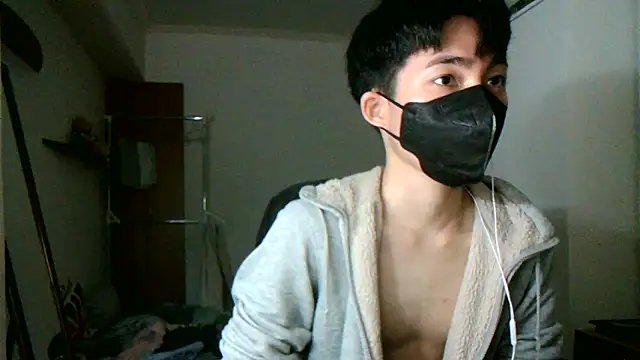 Snapshot of max5388 chatting on March 2025 05:14:02 PM max5388 online show from March 2025 05:14:02 PM