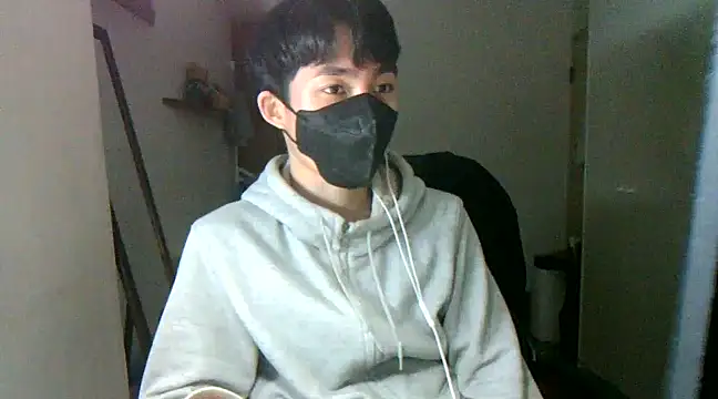Snapshot of max5388 chatting on March 2025 05:45:02 PM max5388 online show from March 2025 05:45:02 PM