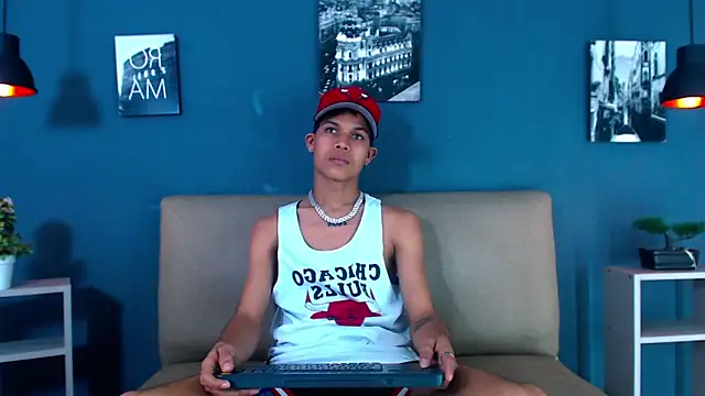 Levis Montes online show from February 2025 07:46:01 PM