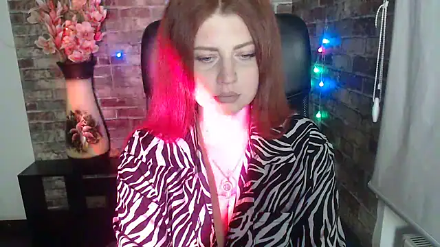 Lizzy Love online show from February 2025 07:52:02 PM