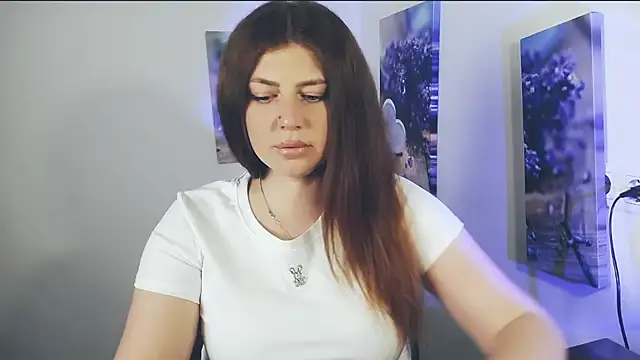 Lizzy Love online show from June 2026 08:30:01 AM