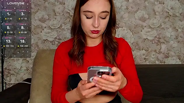 Snapshot of Bethollan chatting on September 2025 08:08:01 AM Bethollan online show from September 2025 08:08:01 AM