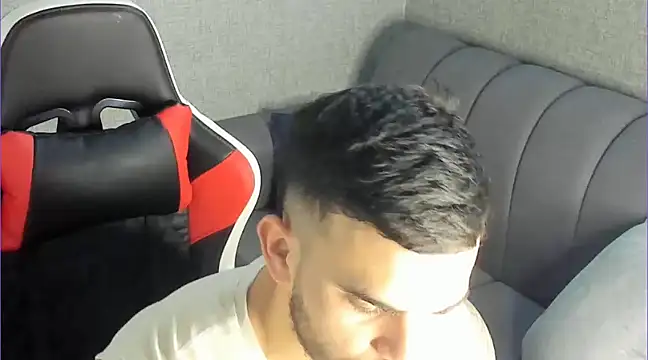 Snapshot of Ricardogo19 chatting on January 2025 01:05:02 AM Ricardogo19 online show from January 2025 01:05:02 AM