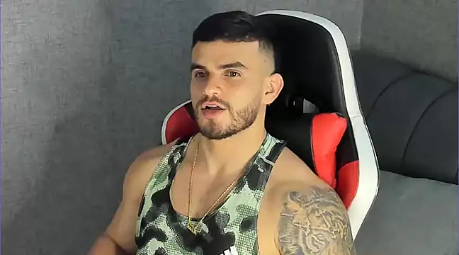 Snapshot of Ricardogo19 chatting on January 2025 12:46:01 AM Ricardogo19 online show from January 2025 12:46:01 AM