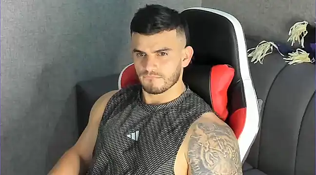 Snapshot of Ricardogo19 chatting on January 2025 12:04:01 AM Ricardogo19 online show from January 2025 12:04:01 AM