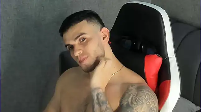 Snapshot of Ricardogo19 chatting on February 2025 03:34:02 AM Ricardogo19 online show from February 2025 03:34:02 AM