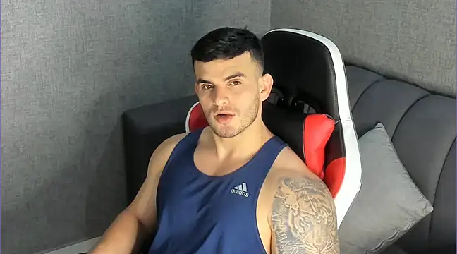 Snapshot of Ricardogo19 chatting on February 2025 06:05:02 PM Ricardogo19 online show from February 2025 06:05:02 PM