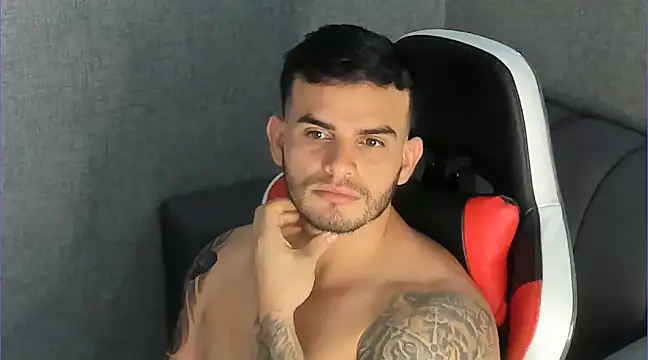 Snapshot of Ricardogo19 chatting on February 2025 05:18:02 PM Ricardogo19 online show from February 2025 05:18:02 PM