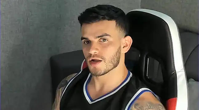 Snapshot of Ricardogo19 chatting on February 2025 07:16:01 PM Ricardogo19 online show from February 2025 07:16:01 PM