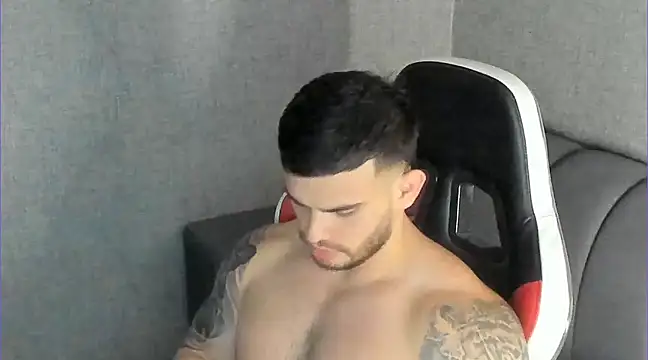 Snapshot of Ricardogo19 chatting on March 2025 02:19:02 AM Ricardogo19 online show from March 2025 02:19:02 AM