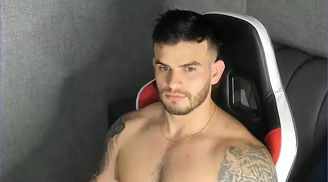 Snapshot of Ricardogo19 chatting on March 2025 09:57:01 PM Ricardogo19 online show from March 2025 09:57:01 PM