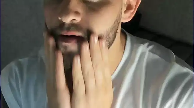 Snapshot of Ricardogo19 chatting on March 2025 04:19:01 AM Ricardogo19 online show from March 2025 04:19:01 AM