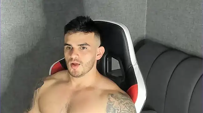 Snapshot of Ricardogo19 chatting on March 2025 11:22:02 PM Ricardogo19 online show from March 2025 11:22:02 PM