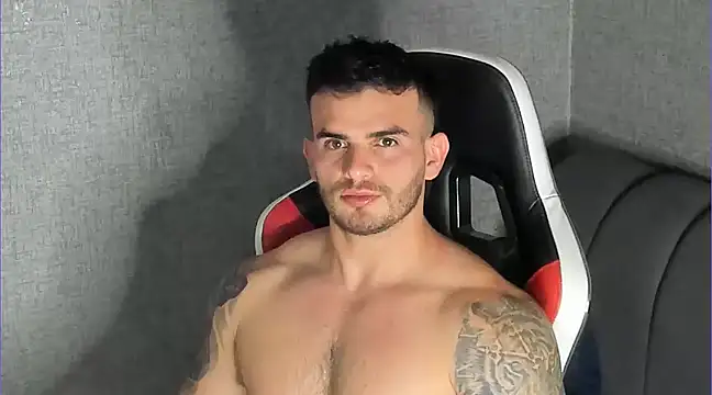 Snapshot of Ricardogo19 chatting on March 2025 03:25:01 AM Ricardogo19 online show from March 2025 03:25:01 AM