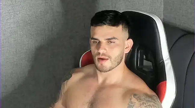 Snapshot of Ricardogo19 chatting on March 2025 04:39:02 AM Ricardogo19 online show from March 2025 04:39:02 AM