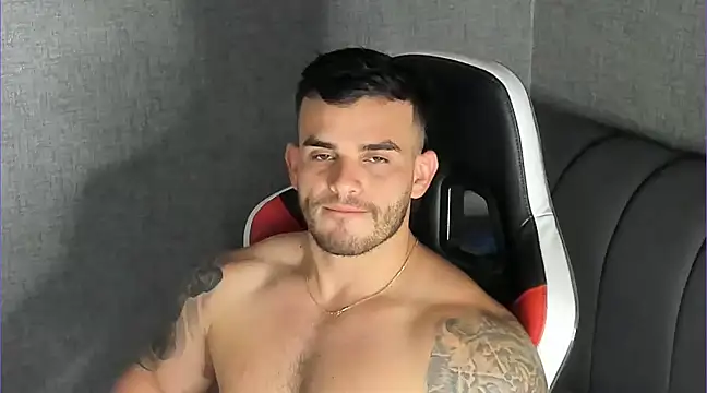 Snapshot of Ricardogo19 chatting on March 2025 09:53:02 PM Ricardogo19 online show from March 2025 09:53:02 PM