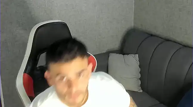 Snapshot of Ricardogo19 chatting on March 2025 02:59:01 AM Ricardogo19 online show from March 2025 02:59:01 AM