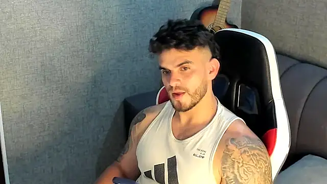 Snapshot of Ricardogo19 chatting on October 2025 08:31:02 PM Ricardogo19 online show from October 2025 08:31:02 PM