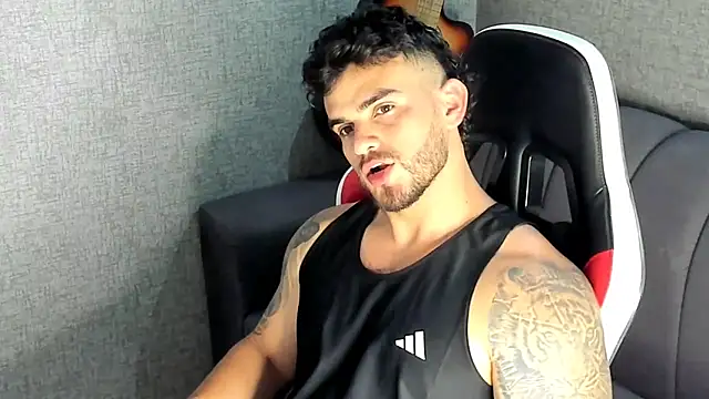 Snapshot of Ricardogo19 chatting on October 2025 04:07:02 PM Ricardogo19 online show from October 2025 04:07:02 PM