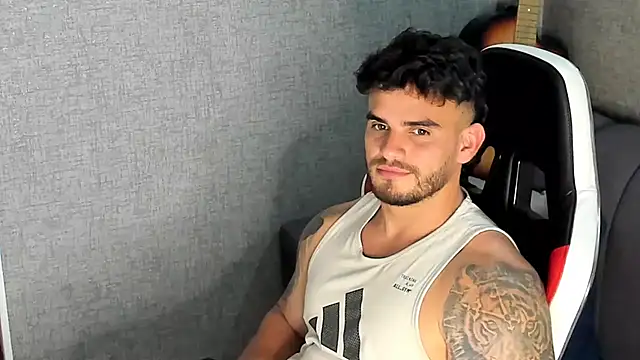 Snapshot of Ricardogo19 chatting on October 2025 10:58:01 PM Ricardogo19 online show from October 2025 10:58:01 PM