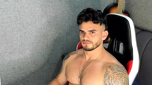 Snapshot of Ricardogo19 chatting on November 2025 10:45:02 PM Ricardogo19 online show from November 2025 10:45:02 PM