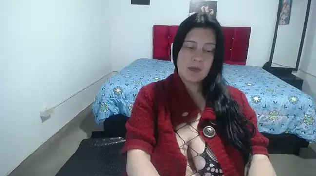 Snapshot of matuurebigboobs chatting on December 2024 04:36:02 AM matuurebigboobs online show from December 2024 04:36:02 AM