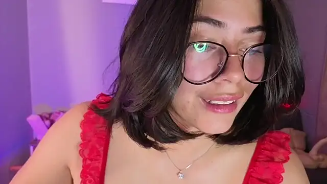 LoaLuxury online show from April 2026 05:25:01 PM