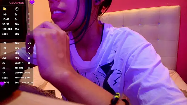 yourcuteneighbourr online show from February 2025 09:38:02 AM