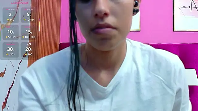 yourcuteneighbourr online show from May 2026 03:02:02 AM