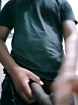 Snapshot of bigvendadick chatting on March 2025 09:04:02 PM bigvendadick online show from March 2025 09:04:02 PM