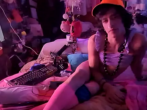 gurlnips online show from January 2025 02:14:01 PM