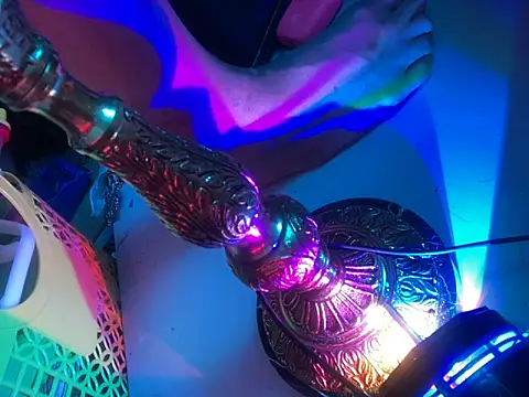 gurlnips online show from September 2025 07:24:02 AM