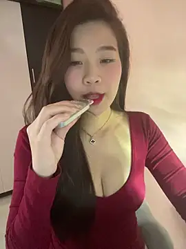 Snapshot of Bae1103 chatting on March 2026 08:11:01 AM Bae1103 online show from March 2026 08:11:01 AM