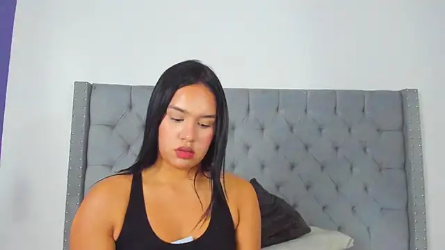 Snapshot of ShanellBlack chatting on January 2025 05:42:02 PM ShanellBlack online show from January 2025 05:42:02 PM