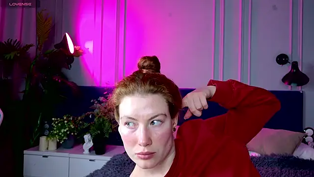 Liv Fay online show from January 2025 01:33:02 PM