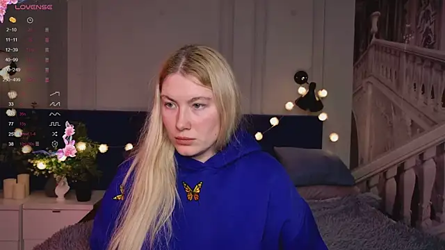 Liv Fay online show from March 2025 02:44:02 PM