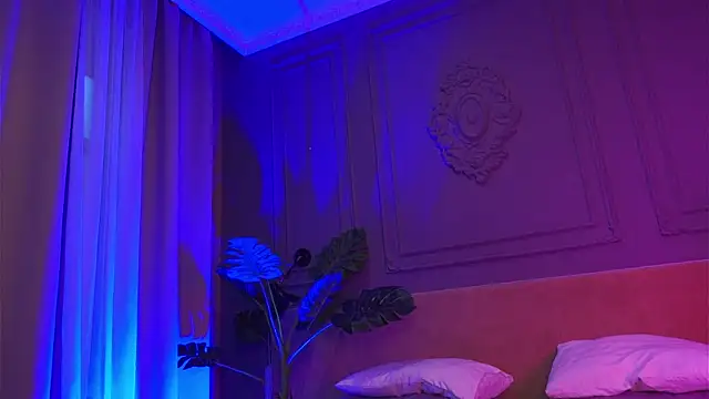 Liv Fay online show from October 2025 03:10:01 PM