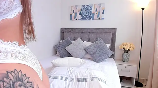 DarlinJones online show from September 2025 06:46:01 PM