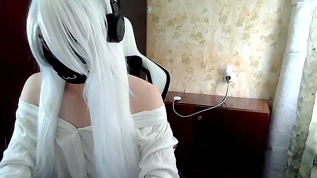 Snapshot of HilmarZ chatting on October 2025 11:19:02 AM HilmarZ online show from October 2025 11:19:02 AM