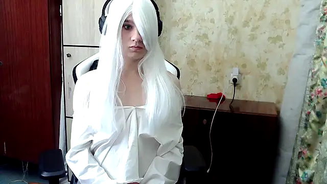 Snapshot of HilmarZ chatting on October 2025 05:13:02 PM HilmarZ online show from October 2025 05:13:02 PM