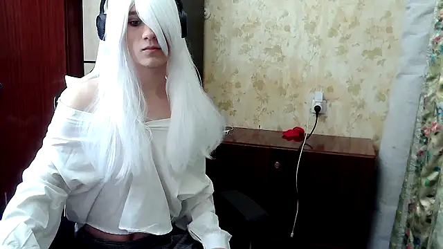 Snapshot of HilmarZ chatting on October 2025 04:18:01 PM HilmarZ online show from October 2025 04:18:01 PM