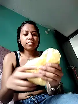 Snapshot of Tiphanydirty3 chatting on February 2025 05:34:01 PM Tiphanydirty3 online show from February 2025 05:34:01 PM