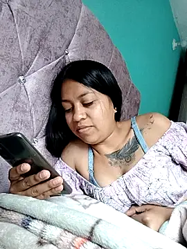 Snapshot of Tiphanydirty3 chatting on February 2025 03:52:01 PM Tiphanydirty3 online show from February 2025 03:52:01 PM