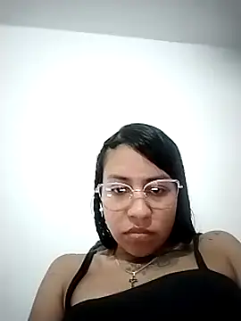 Snapshot of Tiphanydirty3 chatting on March 2025 10:42:01 PM Tiphanydirty3 online show from March 2025 10:42:01 PM