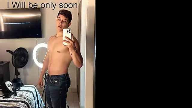 Snapshot of Alan_hadid1 chatting on October 2025 02:07:01 PM Alan hadid1 online show from October 2025 02:07:01 PM