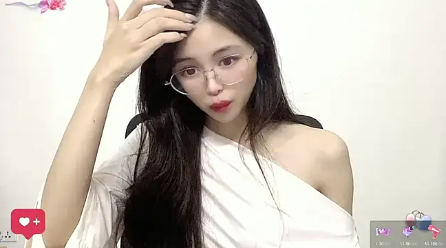 ---MIA--- online show from February 2025 01:19:02 PM