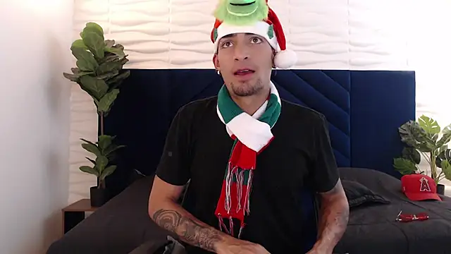 DrakeNeumann online show from December 2024 03:04:01 AM