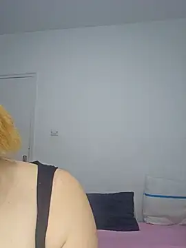 Massa8 online show from December 2025 07:10:01 PM