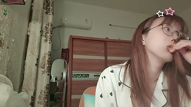 Lili 666 online show from May 2026 05:51:02 PM