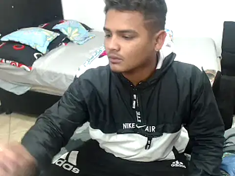 Boycuriousxxx online show from March 2025 12:32:02 PM